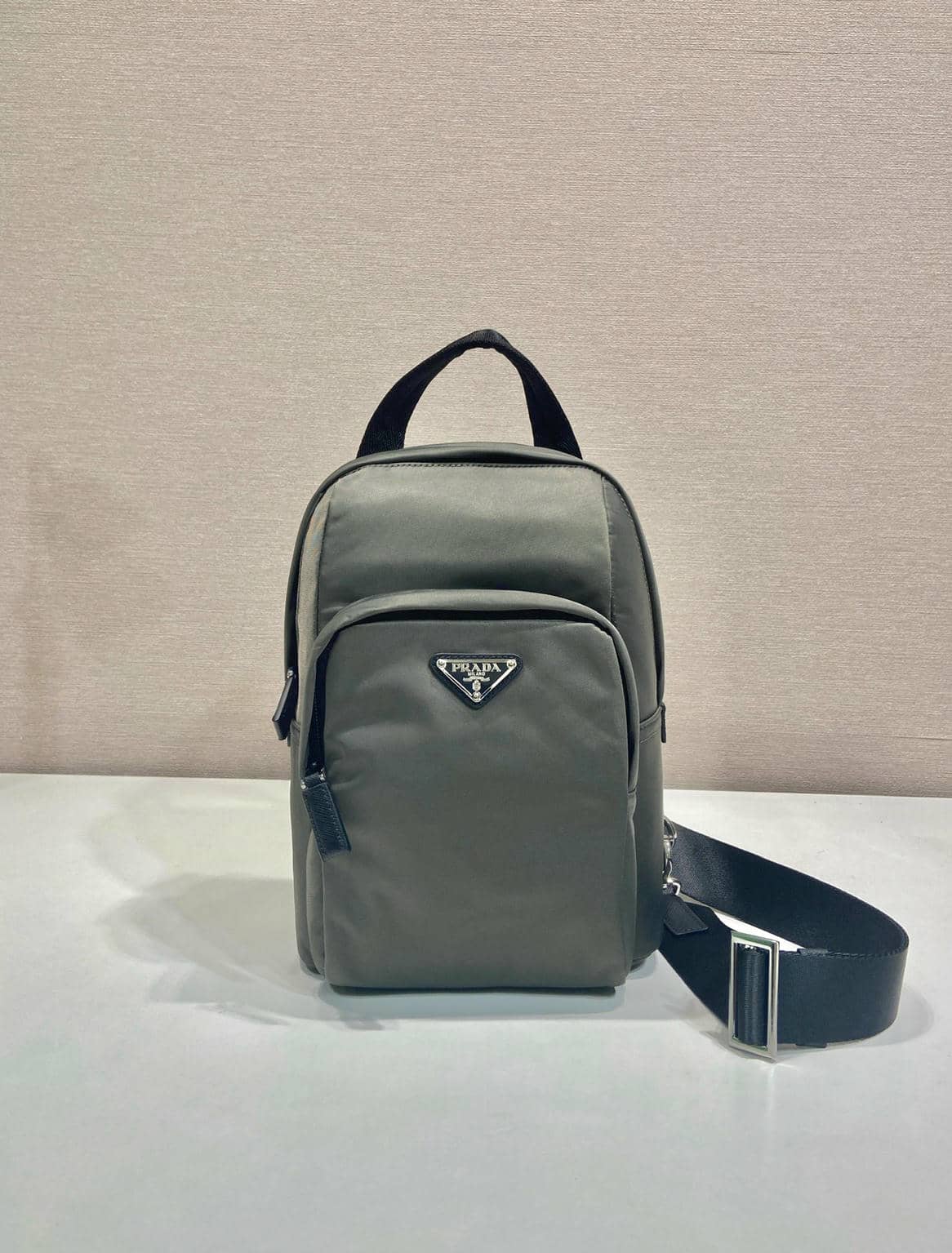 005Series-Chest Bag